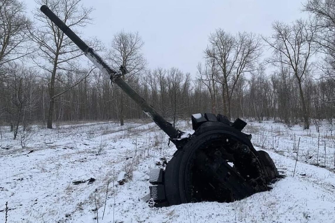 Підбитий в Україні танк російських окупантів