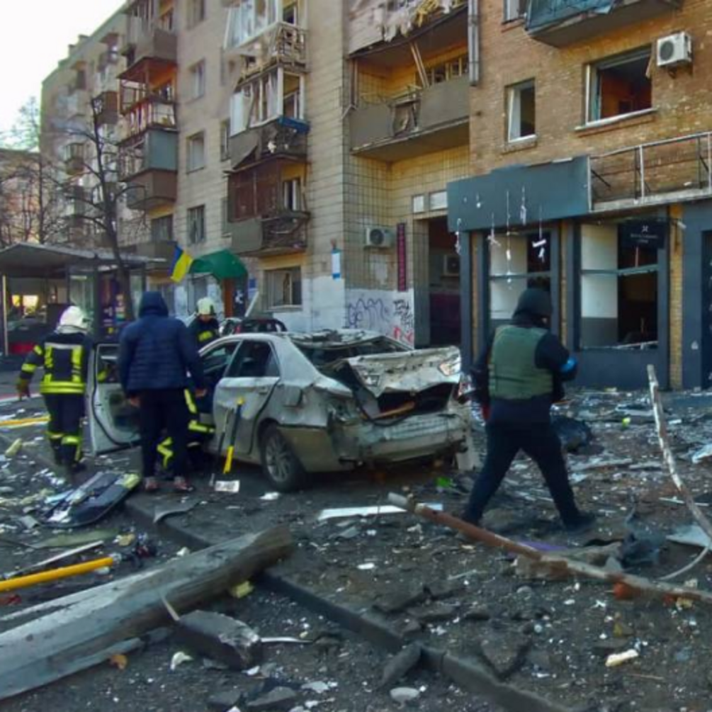 В Киеве из-за российских обстрелов удары пришлись на Оболонь и Куреневку – есть погибшие