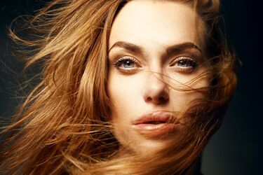 Слава Камінська