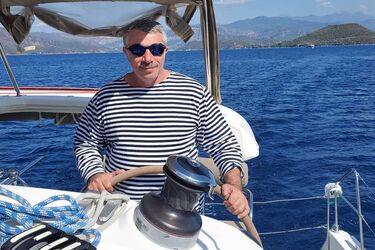 Євген Комаровський