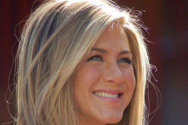 Дженіфер Еністон