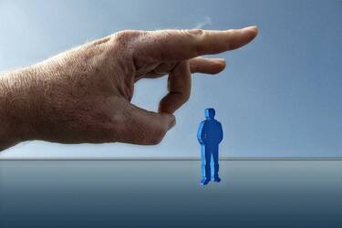 Звільнення 'винуватих'