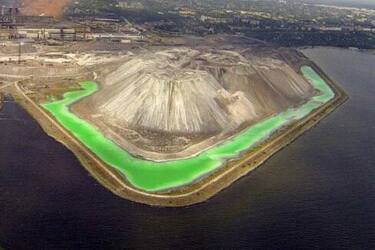 Азовское моря и 'Азовсталь'