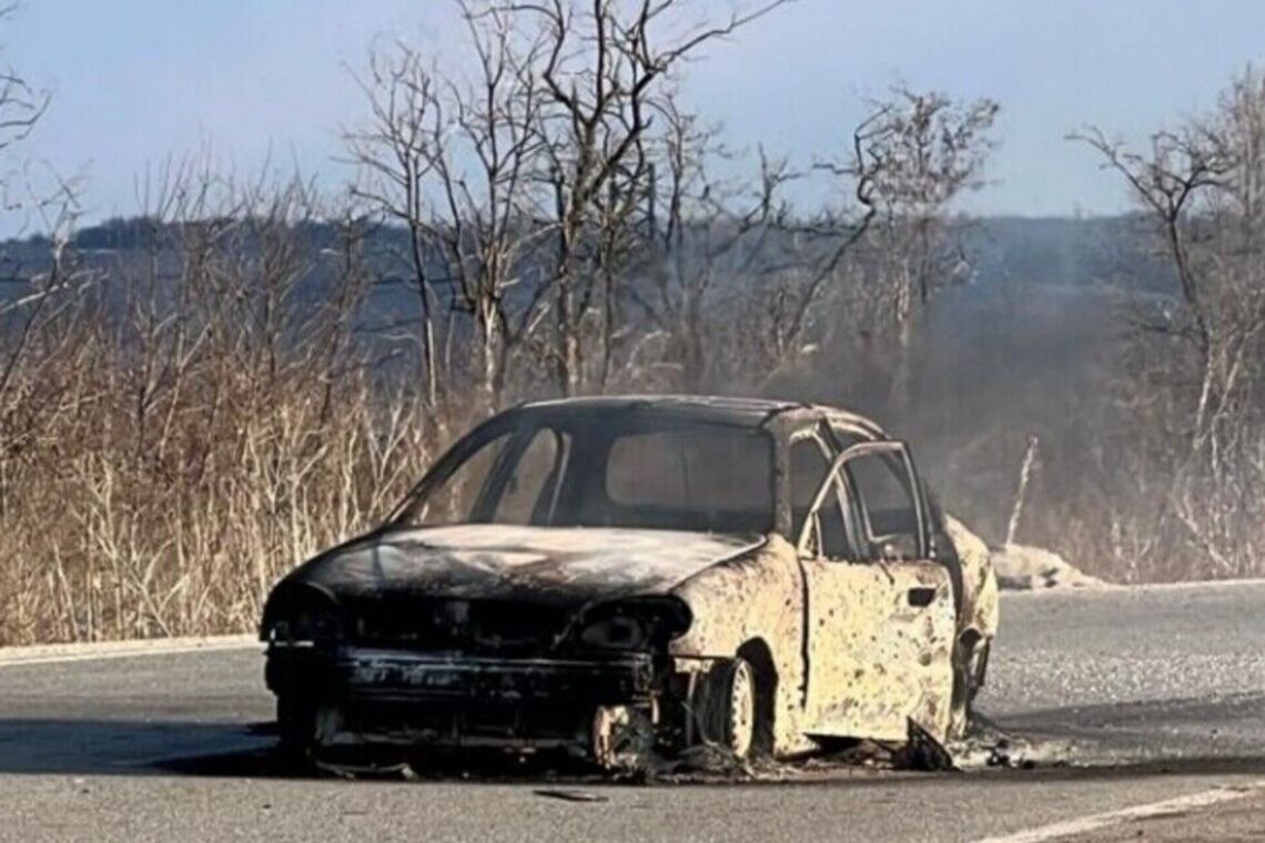 Оккупанты обстреляли из 'Града' колонну авто в Херсонской области.