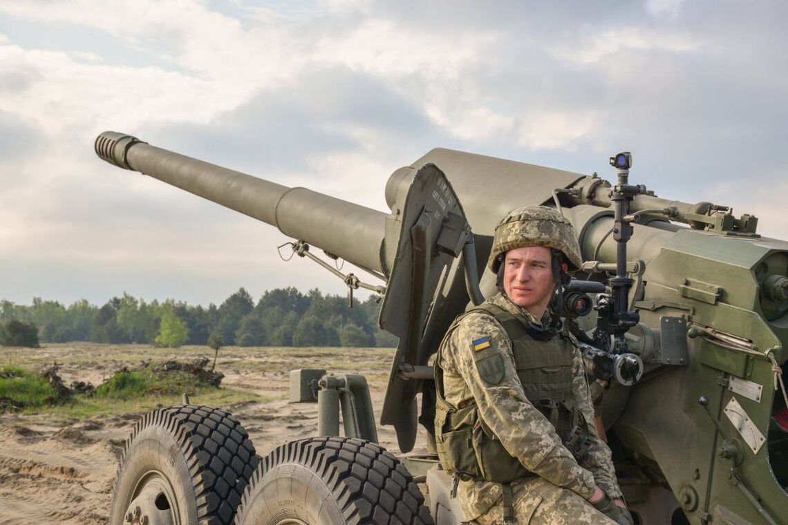 Попадание в 'яблочко'. Работа украинских артилеристов по оккупантам.(Видео)