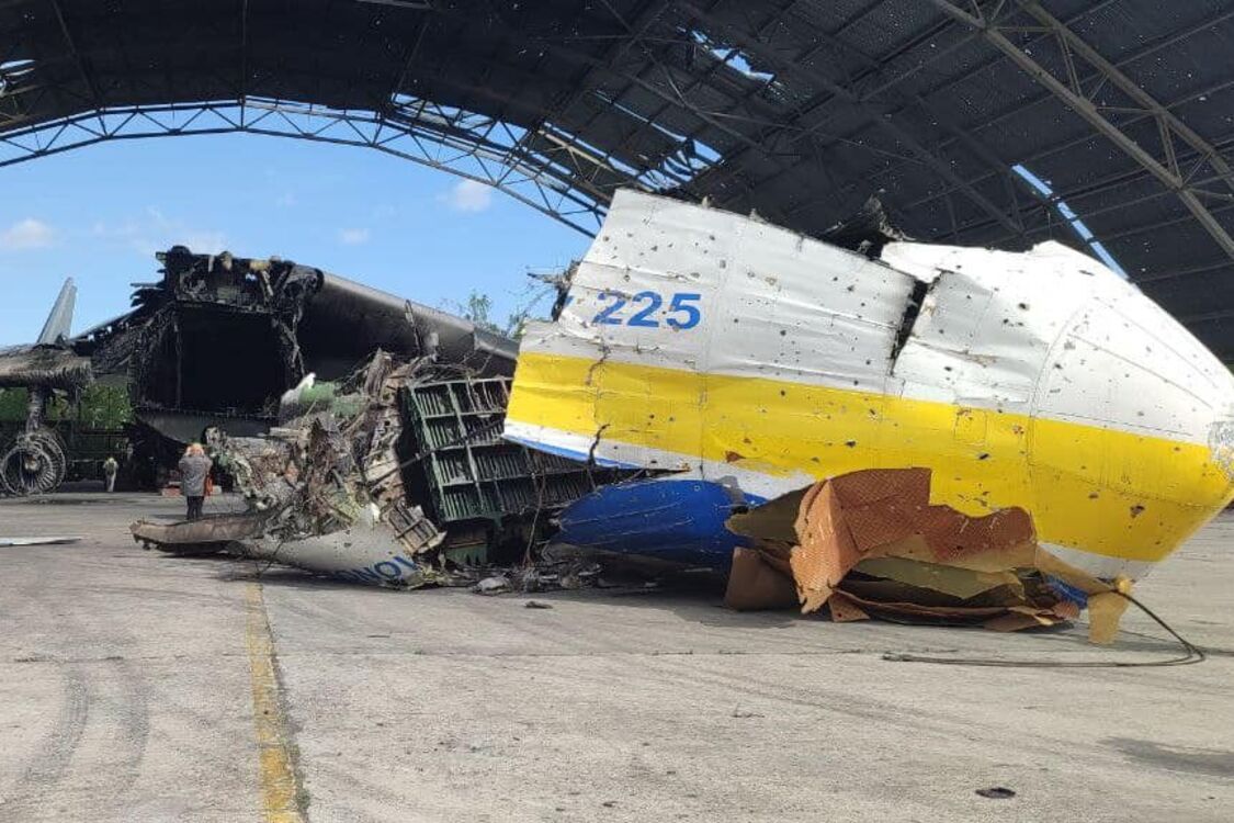 ГП 'Антонов' опроверг информацию про утилизацию легендарного самолета 'Мрия' 