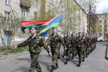 білоруські військові