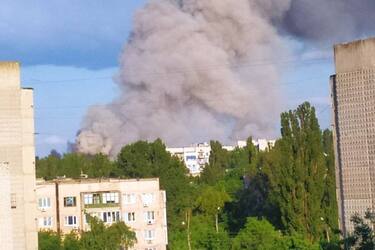 В т.з'ЛНР' большие проблемы: ВСУ накрыли склад боеприпасов в Хрустальном