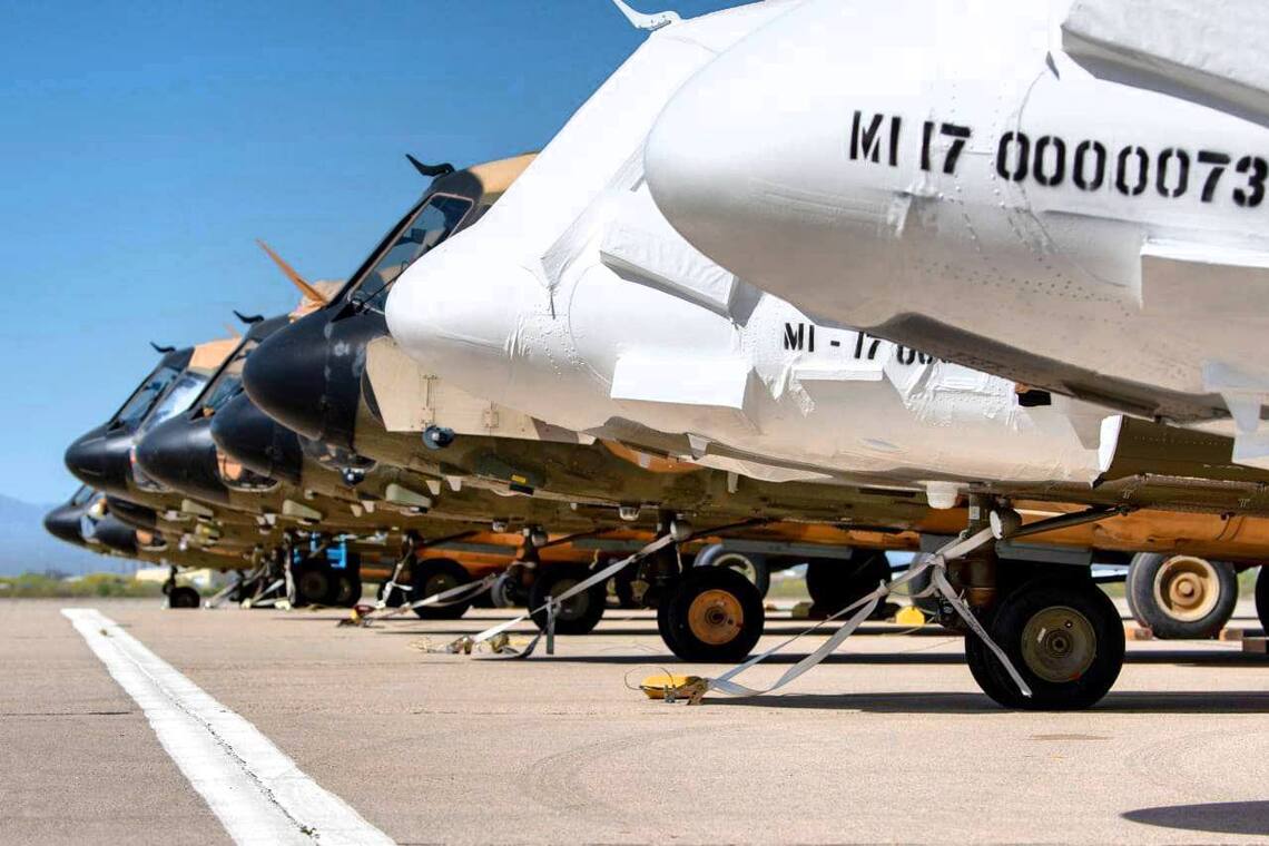 Ми-17 на авиабазе Дэвис-Монтен ВВС США в штате Аризона, перед отправкой в Украину.