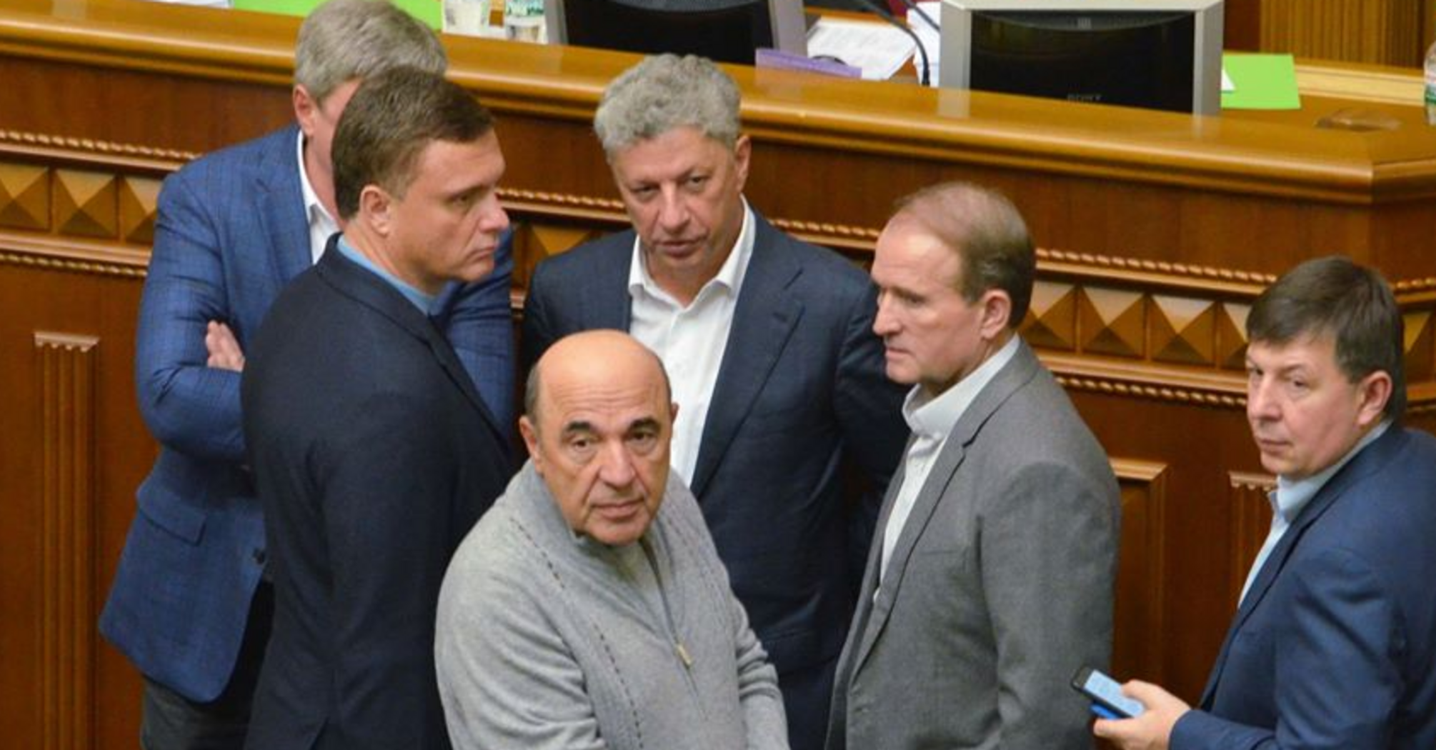 В Україні заборонили скандальну партію ОПЗЖ Віктора Медведчука