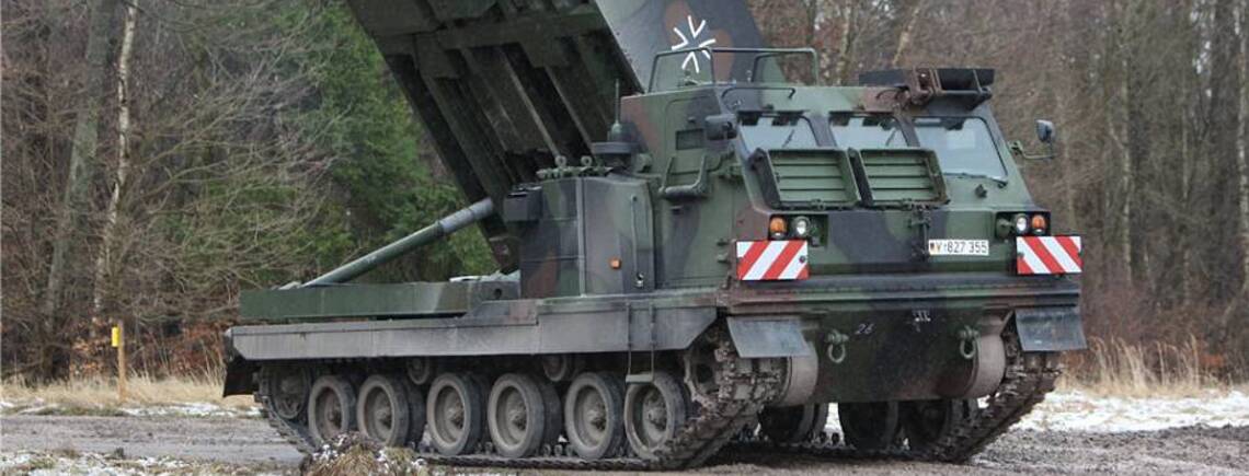 Стріляють до 80 км: Норвегія передасть Україні ракетні системи MLRS M270