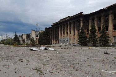 Губернатор Луганської області розповів про складну ситуацію в місті Лисичанську