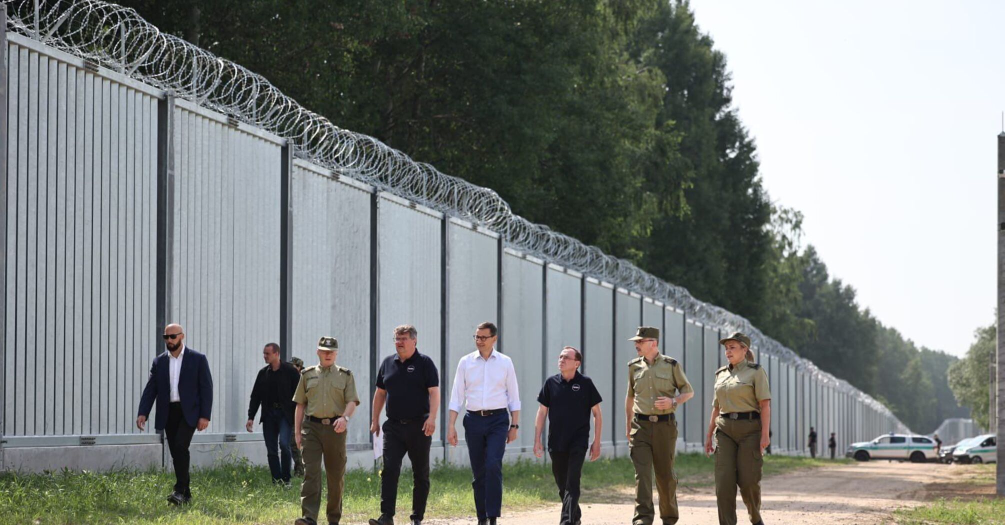 Польша завершила строительство 'стены' на границе с Беларусью (ВИДЕО)