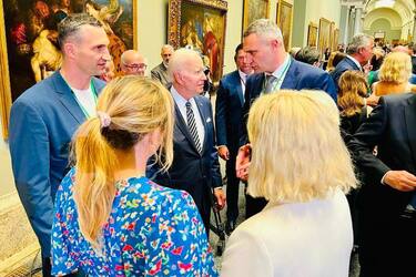 'Пора действовать!': Кличко сорвал аплодисменты выступая на саммите НАТО