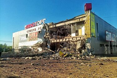 Камеры зафиксировали момент ночного 'прилета' в Харьковский ТЦ