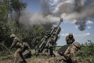 'За Херсон - огонь!' - ВСУ передают 'пламенный привет' российским оккупантам (ВИДЕО)