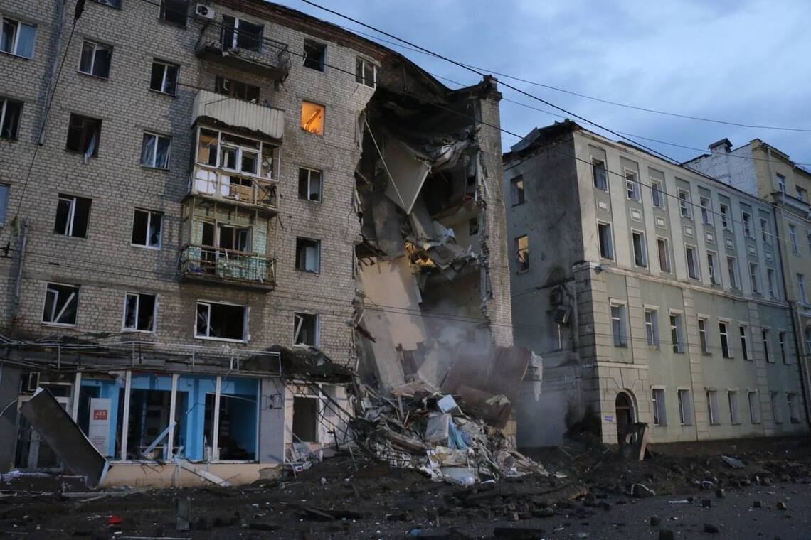 Оккупанты ударили по Харькову: последствия обстрела