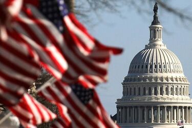 США предоставляет финансовую помощь Украине