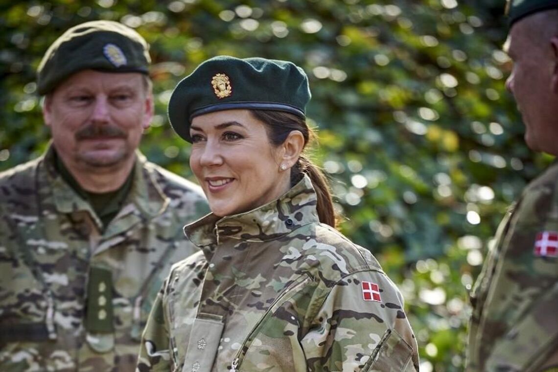 Жінка в армії