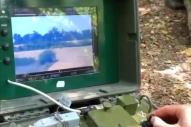 Бойцы ВСУ уничтожили движущуюся цель из ПТРК 'Стугна'