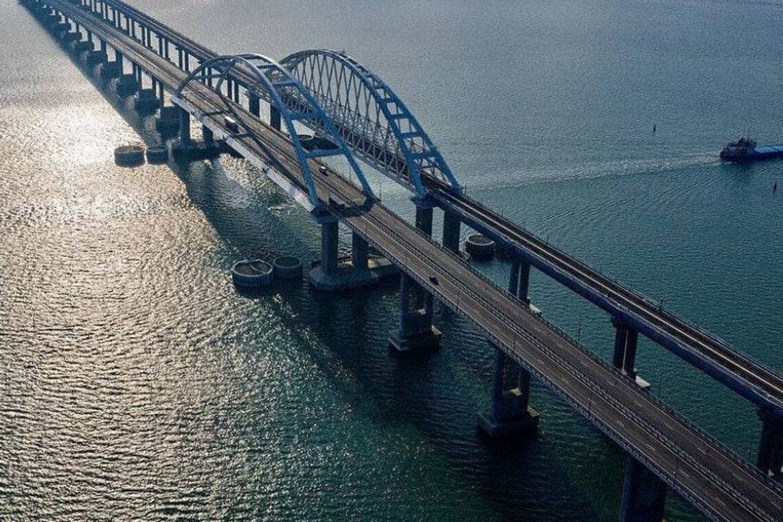 'У правильний момент, у потрібний час': Арестович розповів коли ЗСУ знищить Кримський міст