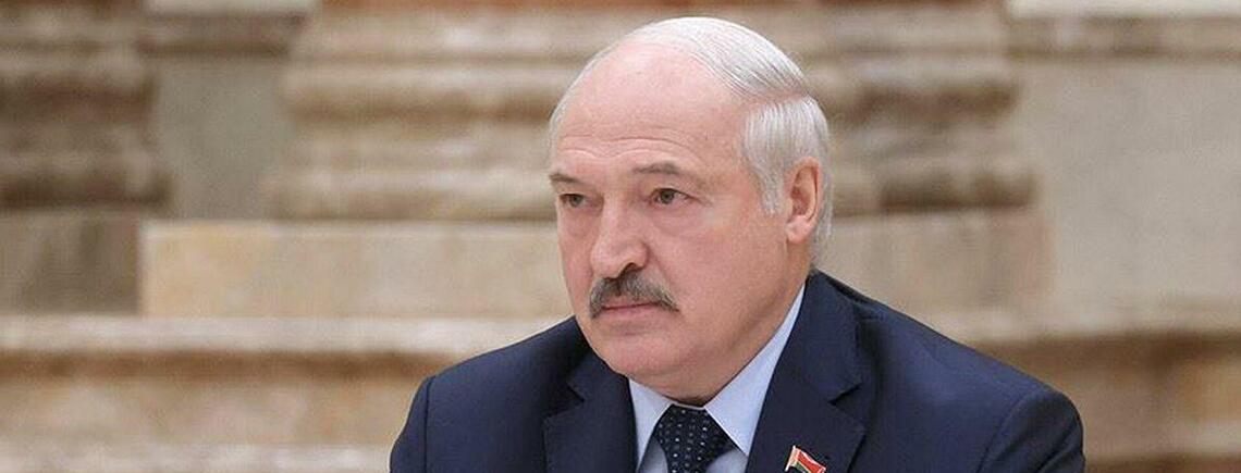 Стало известно почему Лукашенко не отдает приказ о вторжении в Украину
