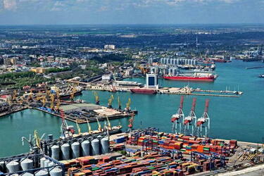 Не встиг набути чинності: Путін порушив домовленості щодо експорту зерна і завдав ракетного удару по Одеському порту