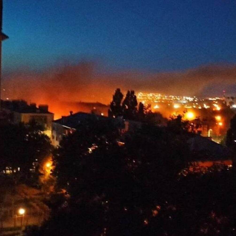 В Белгороде снова 'хлопки': власти сообщили о погибших и разрушениях (ВИДЕО)