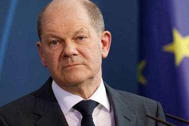 Шольц объяснил, почему Германия не может передавать столько оружия, как США