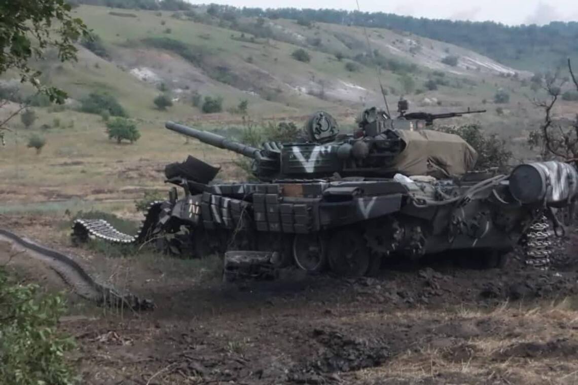 Українські десантники провели 'дмілітаризацію' 5 танків