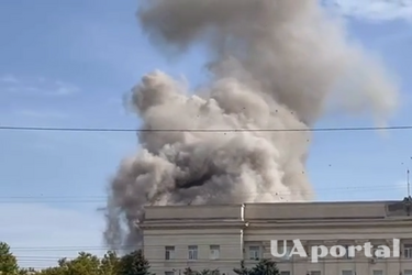 В Херсоне у здания администрации, захваченного оккупантами, прогремел взрыв