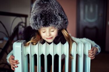 Бойлери, газ та дрова: як українці готуються до опалювального сезону під час війни