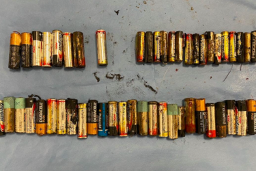 Ірландські медики врятували 66-річну жінку, яка проковтнула 55 батарейок