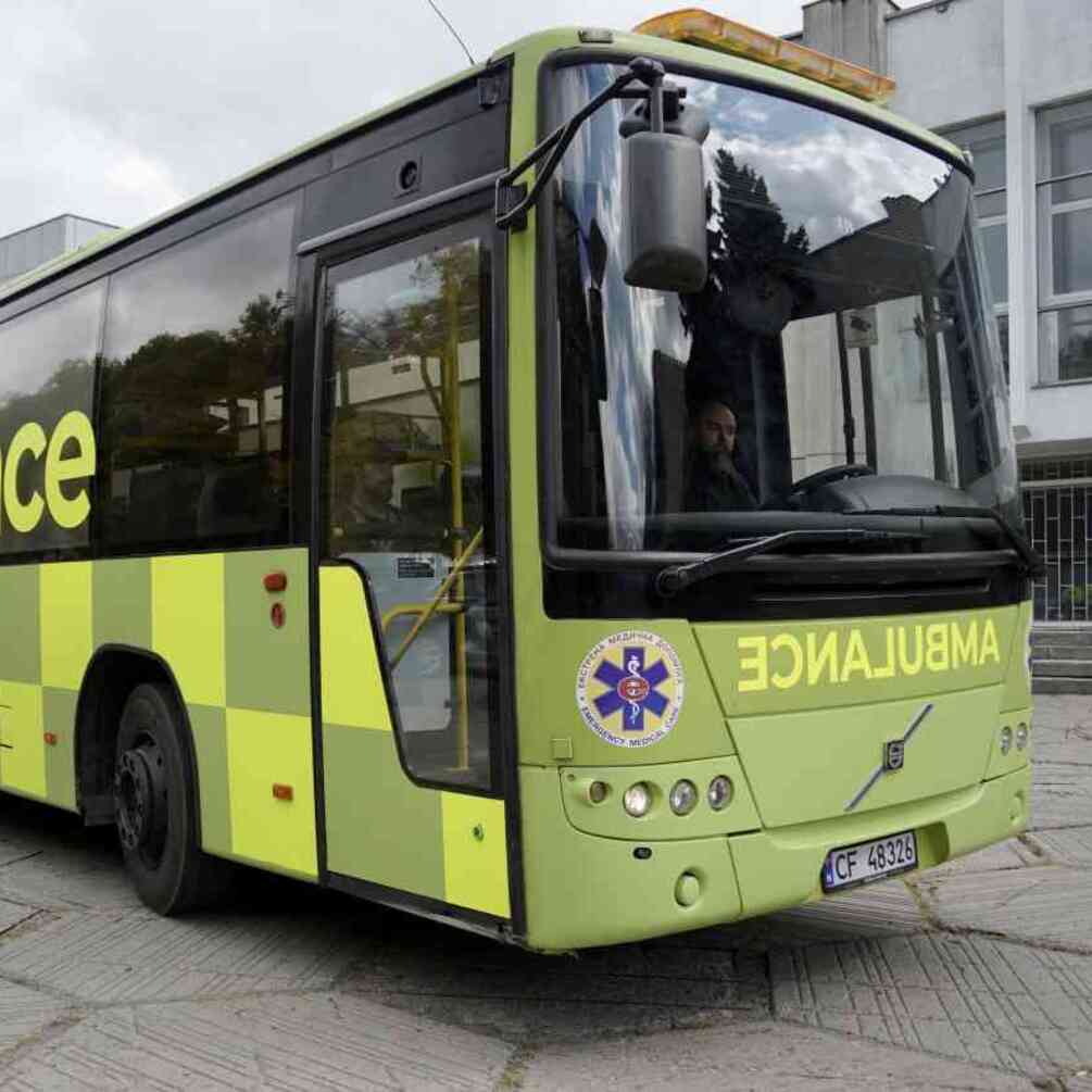 В Полтавской области создали уникальный эвакуационный автобус для раненых (фото)
