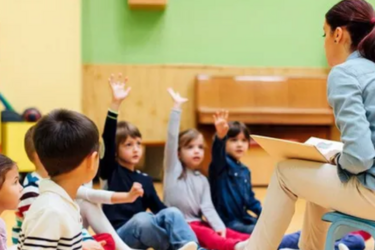 День вихователя в Україні - найкращі привітання та картинки