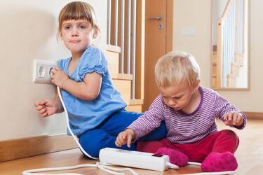 Что нужно знать, чтобы оставить ребенка дома одного