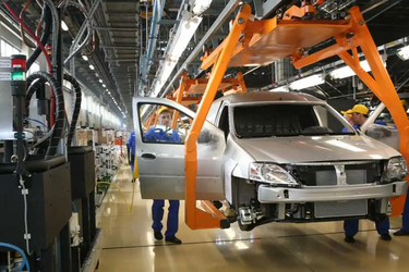 Конвейер завода