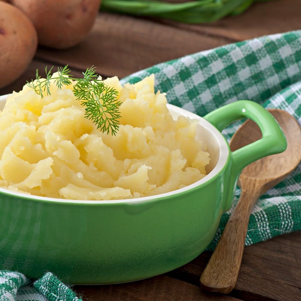 Будет водянистое и с комочками: 6 ошибок, которые портят картофельное пюре
