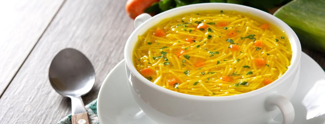 Як врятувати пересолений суп: перевірені поради від професіоналів