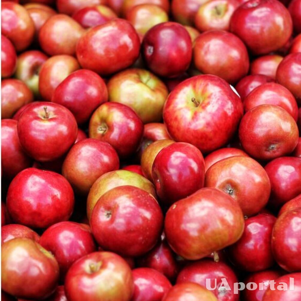 Чому не можна викидати яблучні шкірки та як їх використати в побуті та кулінарії