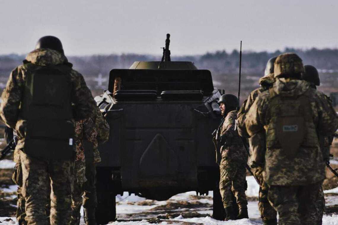 Українські військові на фронті 
