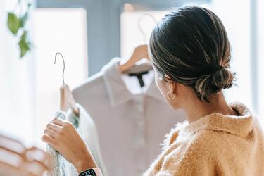 What to do when things are electrified in the cold: a life hack with foil