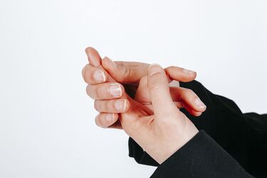 How to safely remove a rolling pin from a finger