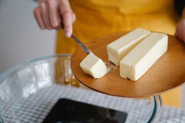 How to quickly soften butter to room temperature: top 5 best ways