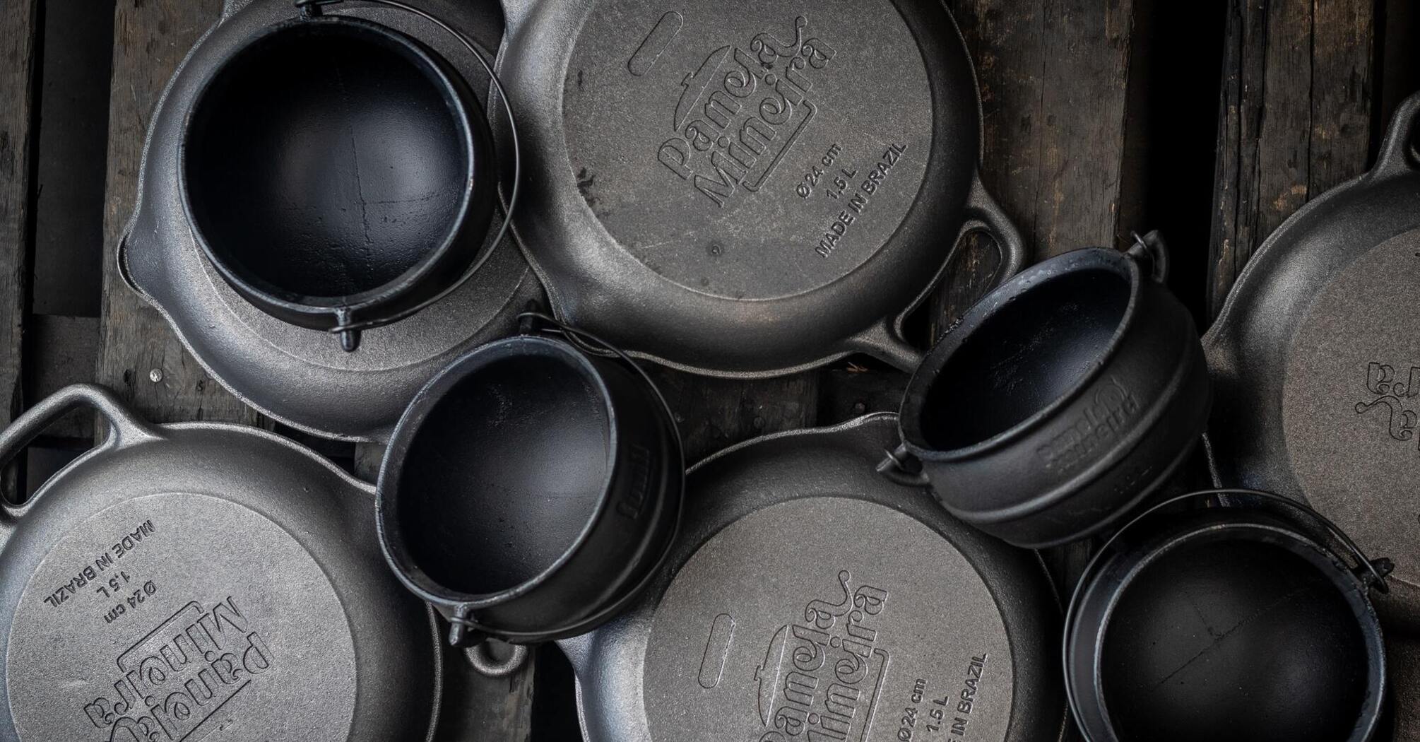 Where to store pots and lids in a small kitchen: useful life hacks