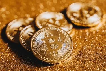 Forgot password: American can't withdraw $200 million worth of bitcoins (video)