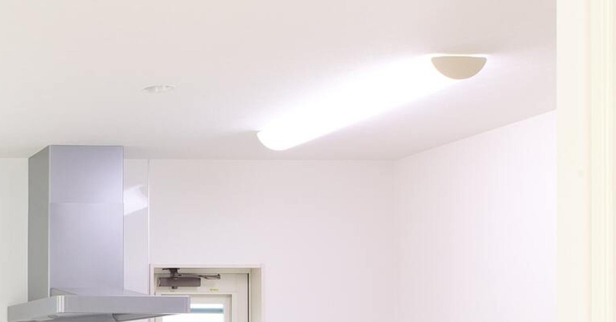 How to properly wash a stretch ceiling: the most common mistakes 