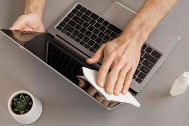 Используйте эти советы для эффективного устранения остатков клея.