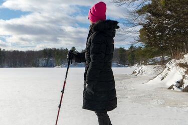 Как очистить пуховик в домашних условиях