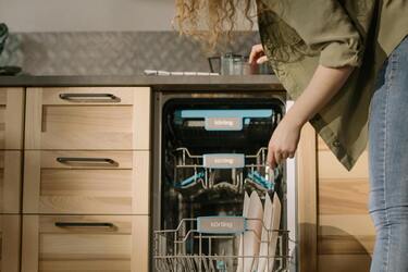 Environmentally friendly and time-saving: is buying a dishwasher worth it